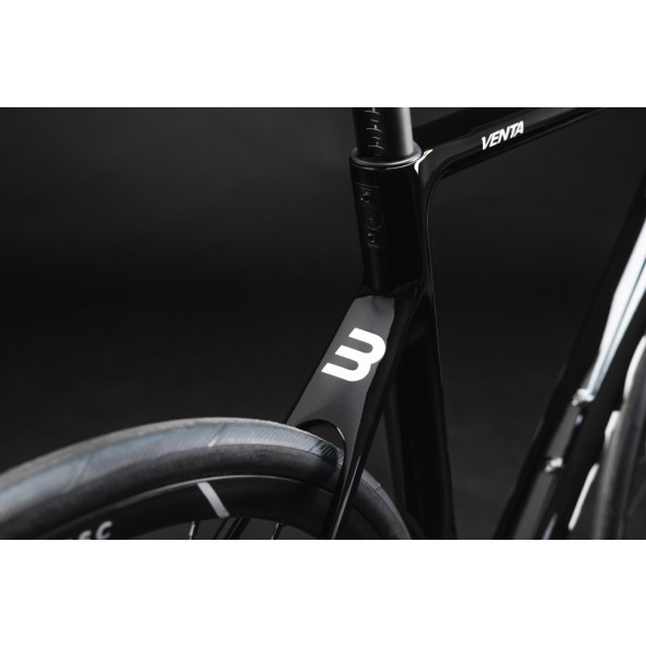 Cestný bicykel BASSO VENTA DISC, STEALTH, SHIMANO 105, MICROTECH MCT, 2024